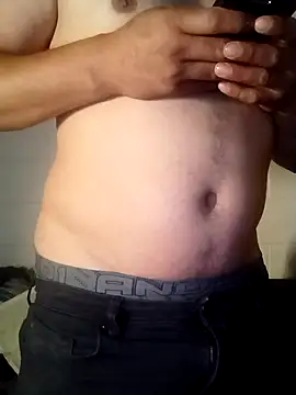 k1oudE online show from February 15, 2026, 10:25 am