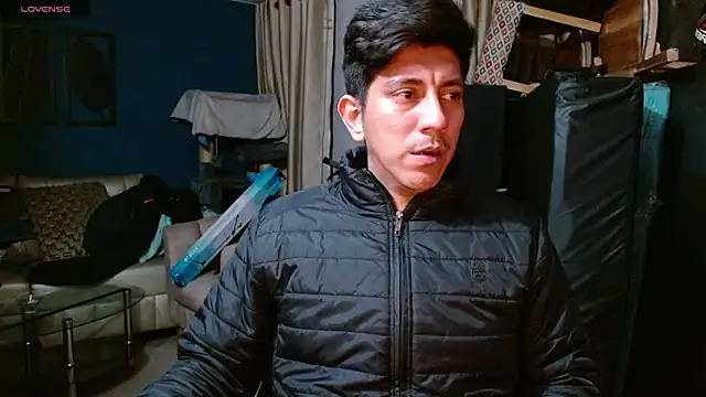 Snapshot of Noah-cock chatting on November 11, 2025, 6:30 am Noah-cock online show from November 11, 2025, 6:30 am