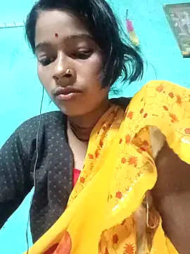 Arini Arora online show from February 12, 2025, 9:22 pm