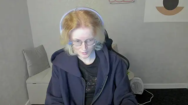 Snapshot of ElizabethHarpper chatting on September 13, 2025, 8:14 am ElizabethHarpper online show from September 13, 2025, 8:14 am