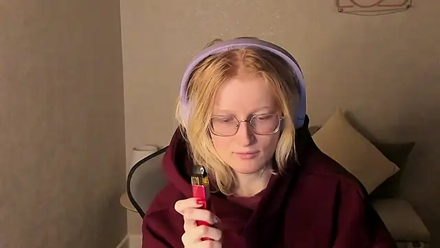 Snapshot of ElizabethHarpper chatting on November 25, 2025, 1:06 am ElizabethHarpper online show from November 25, 2025, 1:06 am