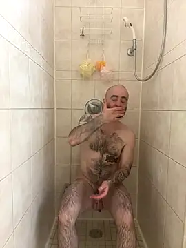 Faded-Solo online show from November 2, 2025, 5:23 am