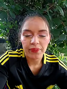 Snapshot of Danni_shy chatting on June 15, 2026, 6:51 pm Danni shy online show from June 15, 2026, 6:51 pm