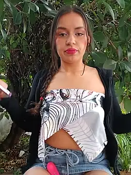 Danni shy online show from July 11, 2026, 6:30 pm