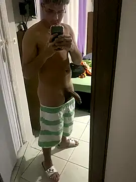 Snapshot of jeyse chatting on October 3, 2025, 1:31 am jeyse online show from October 3, 2025, 1:31 am