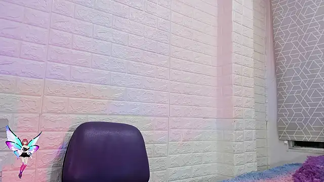 alanna love01 online show from March 13, 2025, 3:33 am