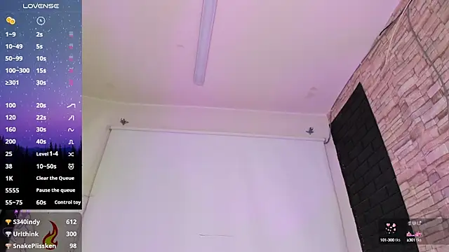 alanna love01 online show from January 29, 2025, 9:01 am