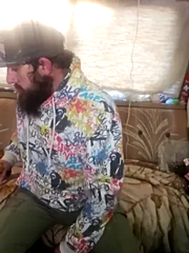 StruggleSnuggles online show from October 29, 2025, 10:52 pm