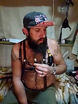 StruggleSnuggles online show from October 29, 2025, 8:46 am