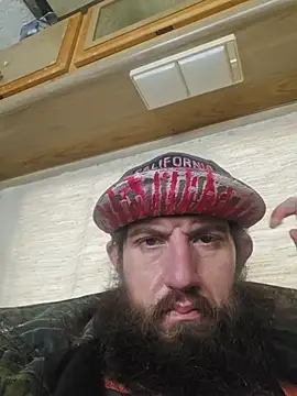 StruggleSnuggles online show from November 2, 2025, 5:18 pm