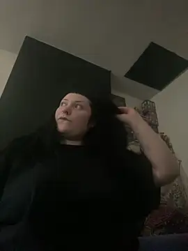 Gothicsiren online show from March 20, 2025, 5:15 pm