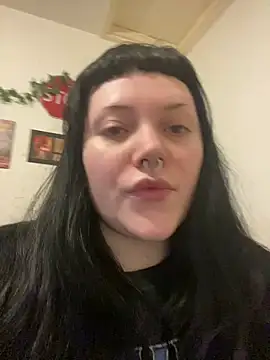 Gothicsiren online show from March 16, 2025, 1:27 pm