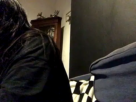 Gothicsiren online show from September 9, 2025, 9:13 pm