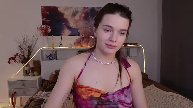 Snapshot of Nellie_Medina chatting on June 4, 2026, 7:07 pm Nellie Medina online show from June 4, 2026, 7:07 pm