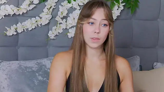 TheEmma online show from December 5, 2025, 10:47 am