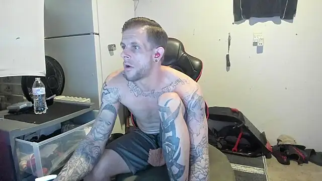 Snapshot of JamesMichael88 chatting on March 14, 2025, 7:01 pm JamesMichael88 online show from March 14, 2025, 7:01 pm