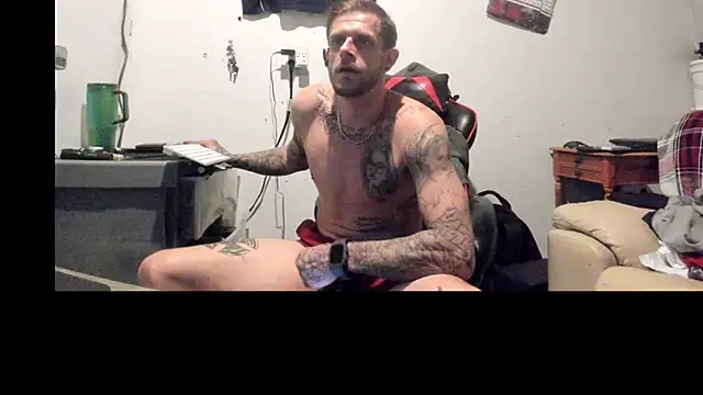 Snapshot of JamesMichael88 chatting on March 1, 2025, 8:42 pm JamesMichael88 online show from March 1, 2025, 8:42 pm