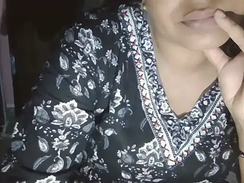 Snapshot of Hot-shanvi chatting on March 29, 2026, 5:47 pm Hot-shanvi online show from March 29, 2026, 5:47 pm