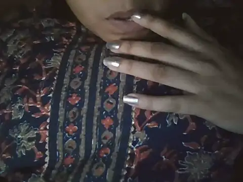 Hot-shanvi online show from May 22, 2026, 1:20 pm