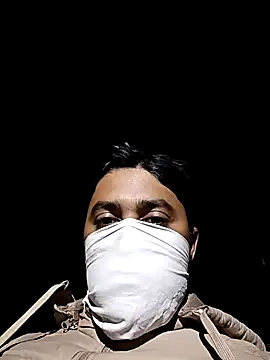 Snapshot of Whitehouse01 chatting on December 30, 2024, 7:32 pm Whitehouse01 online show from December 30, 2024, 7:32 pm