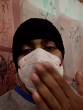 Snapshot of Whitehouse01 chatting on January 18, 2025, 5:48 pm Whitehouse01 online show from January 18, 2025, 5:48 pm