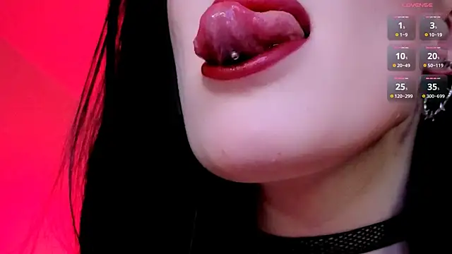 Miss Alice   online show from May 8, 2026, 1:20 am