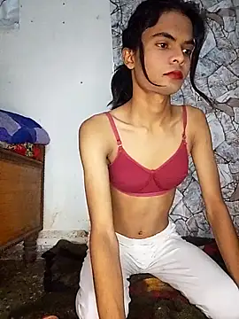 Enna Zarza  online show from November 13, 2025, 7:23 am