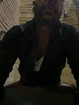 skyisthelimit12 online show from February 18, 2026, 12:34 pm