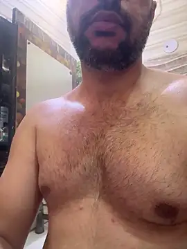 skyisthelimit12 online show from February 3, 2026, 6:33 am