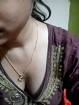 Snapshot of Piya_Ji chatting on April 4, 2026, 10:11 am Piya Ji online show from April 4, 2026, 10:11 am