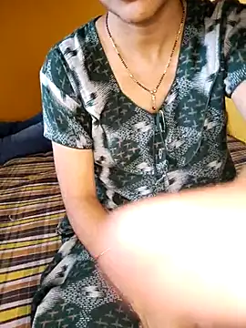lovelygirl4567 online show from March 9, 2025, 8:07 am