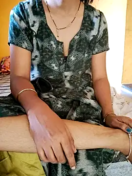 lovelygirl4567 online show from February 27, 2025, 4:35 am