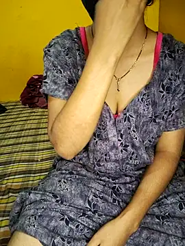 lovelygirl4567 online show from March 6, 2025, 3:56 pm