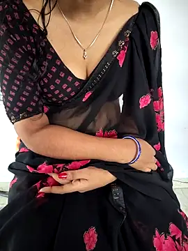 lovelygirl4567 online show from April 23, 2026, 5:47 am