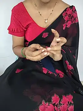 Snapshot of lovelygirl4567 chatting on June 7, 2026, 5:45 am lovelygirl4567 online show from June 7, 2026, 5:45 am