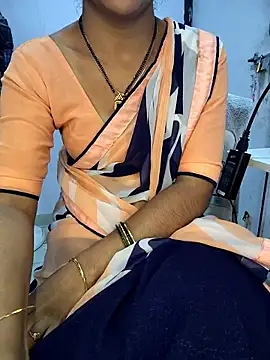 lovelygirl4567 online show from January 6, 2026, 5:50 pm