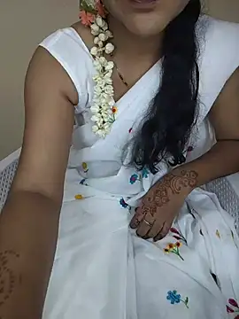 Snapshot of lovelygirl4567 chatting on July 31, 2026, 4:45 am lovelygirl4567 online show from July 31, 2026, 4:45 am