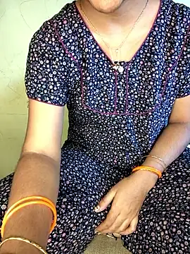 lovelygirl4567 online show from October 16, 2025, 5:16 am