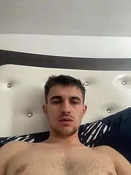 Snapshot of Demonpull69 chatting on April 4, 2026, 8:21 am Demonpull69 online show from April 4, 2026, 8:21 am