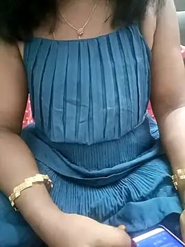 Snapshot of Tamil_Vishalini chatting on October 8, 2025, 6:15 am Tamil Vishalini online show from October 8, 2025, 6:15 am