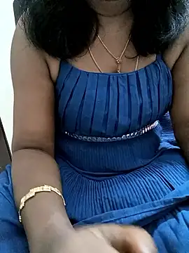 Snapshot of Tamil_Vishalini chatting on October 8, 2025, 6:19 pm Tamil Vishalini online show from October 8, 2025, 6:19 pm