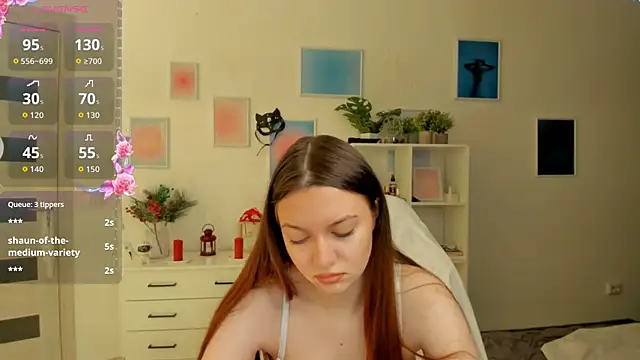 MiaVixxen online show from November 11, 2025, 5:13 am