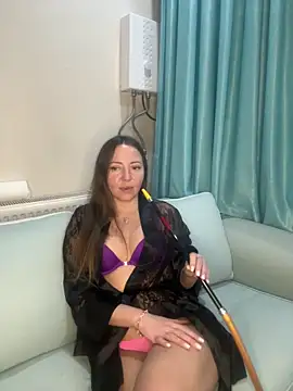 Snapshot of Wild00Bird chatting on March 9, 2025, 9:14 pm Wild00Bird online show from March 9, 2025, 9:14 pm