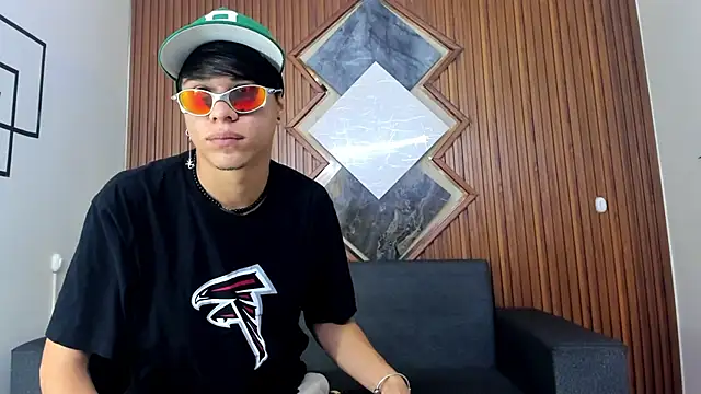 anyelo waller online show from March 9, 2025, 11:47 am