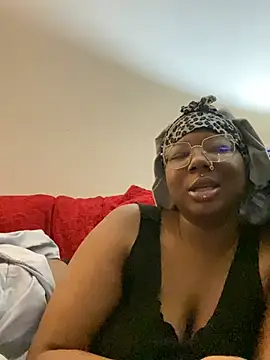 DamnBubbles online show from January 25, 2025, 8:10 am