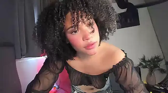 bronwgirl69 online show from March 6, 2025, 9:20 pm
