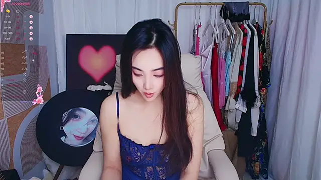 Snapshot of xiaotiantian-76 chatting on November 18, 2025, 5:11 am xiaotiantian-76 online show from November 18, 2025, 5:11 am