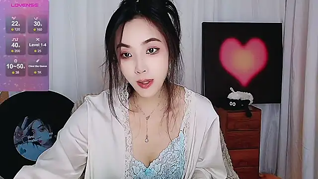 Snapshot of xiaotiantian-76 chatting on October 15, 2025, 4:33 am xiaotiantian-76 online show from October 15, 2025, 4:33 am