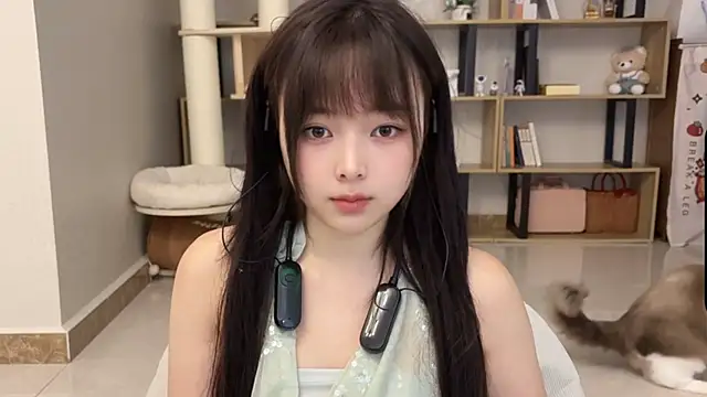 Snapshot of Chenjing0 chatting on October 11, 2025, 3:18 am Chenjing0 online show from October 11, 2025, 3:18 am