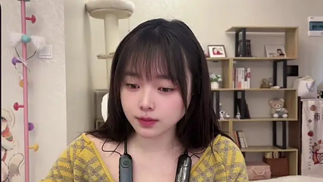 Snapshot of Chenjing0 chatting on December 1, 2025, 4:02 am Chenjing0 online show from December 1, 2025, 4:02 am